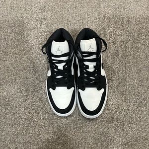 Women’s Air Jordan 1